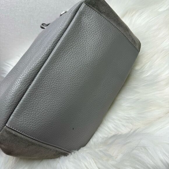 Coach Gray Leather Shoulder Bag - Picture 3 of 12